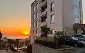 Lux Hotel M